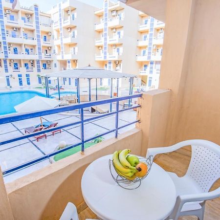 Pool View With Balcony Near El Gouna Apartment Hurghada Exterior photo