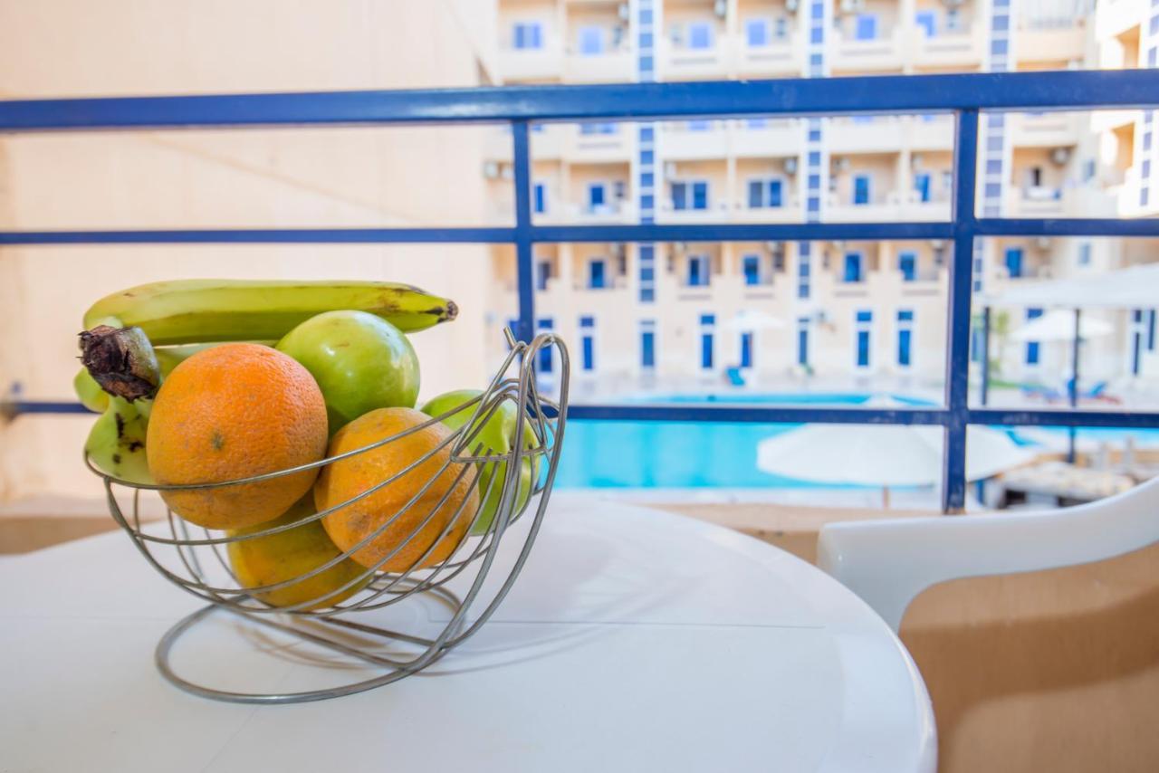 Pool View With Balcony Near El Gouna Apartment Hurghada Exterior photo